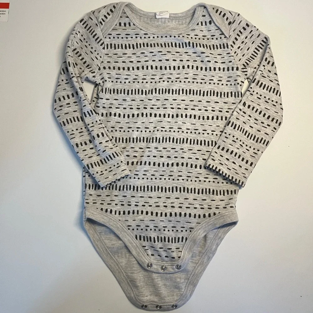 PL Baby Gray Black Dash Dot Long Sleeve Bodysuit 24M Geometric Print - 105